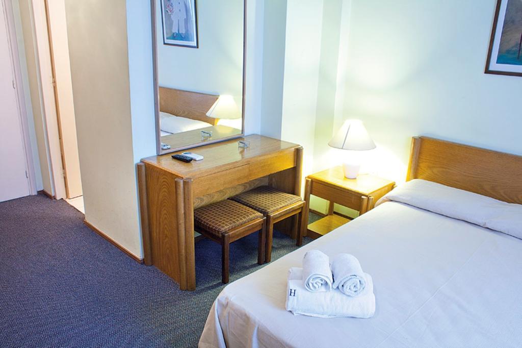 Hotel Balfer Montevideo Room photo